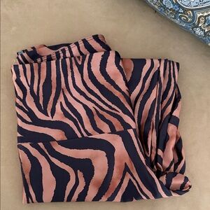 Onzie Wild Stripe Leggings - Black and Brown